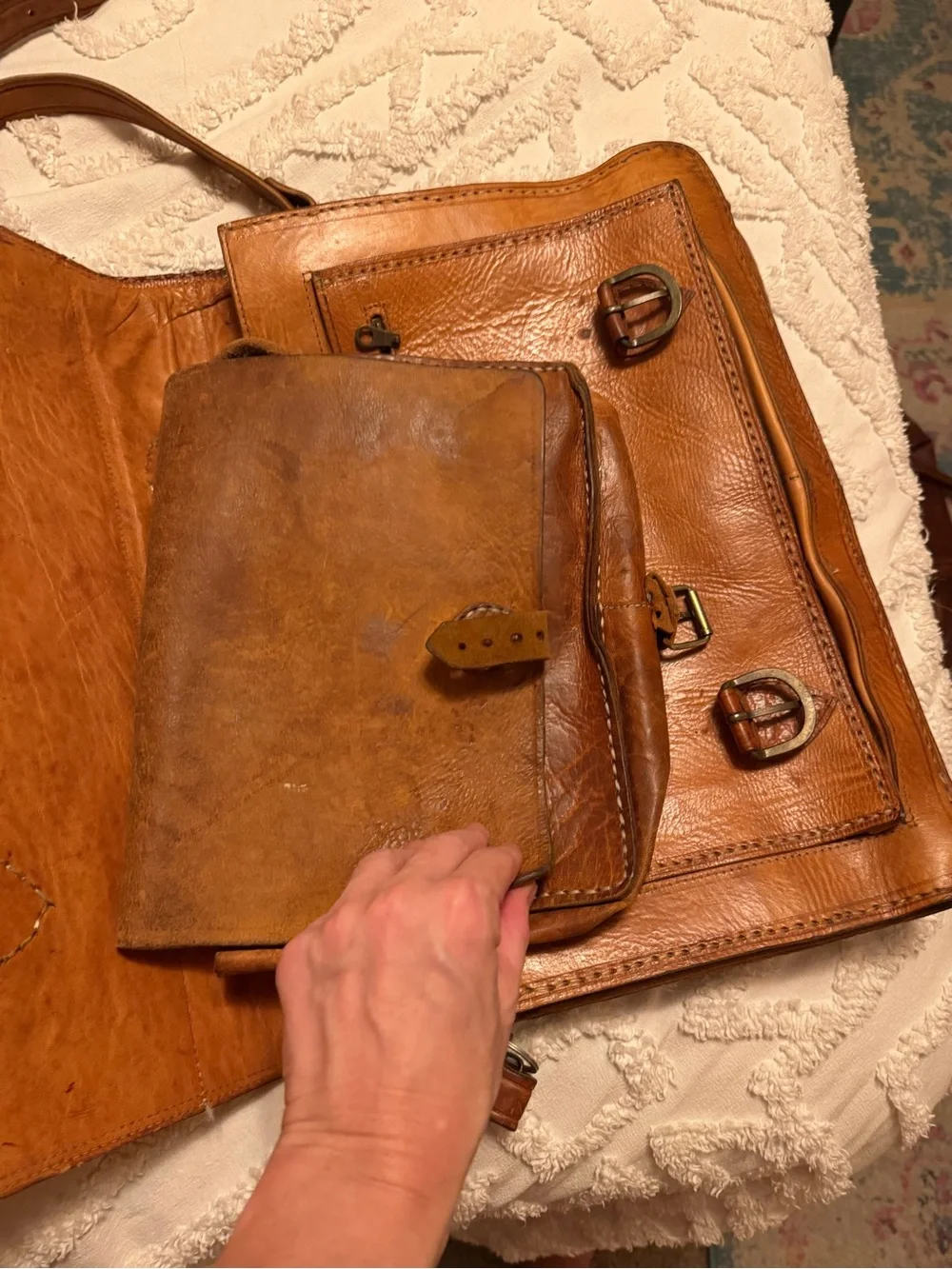 Men's Vintage Leather Messenger Bag with Adjustable Strap & small inner satchel